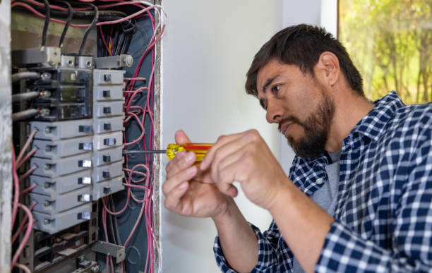 Best Affordable Emergency Electrician  in Oneida, TN
